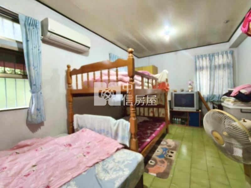 竹山鎮中和國小旁透天房屋室內格局與周邊環境