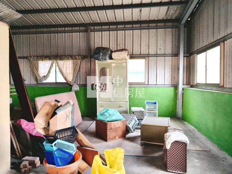 竹山鎮中和國小旁透天房屋室內格局與周邊環境
