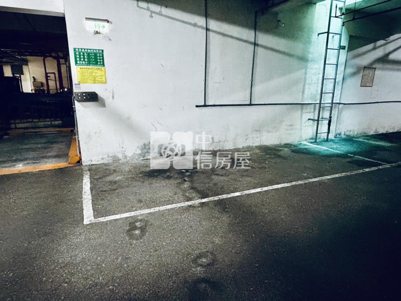 舊社書香生活超美三房平車房屋室內格局與周邊環境