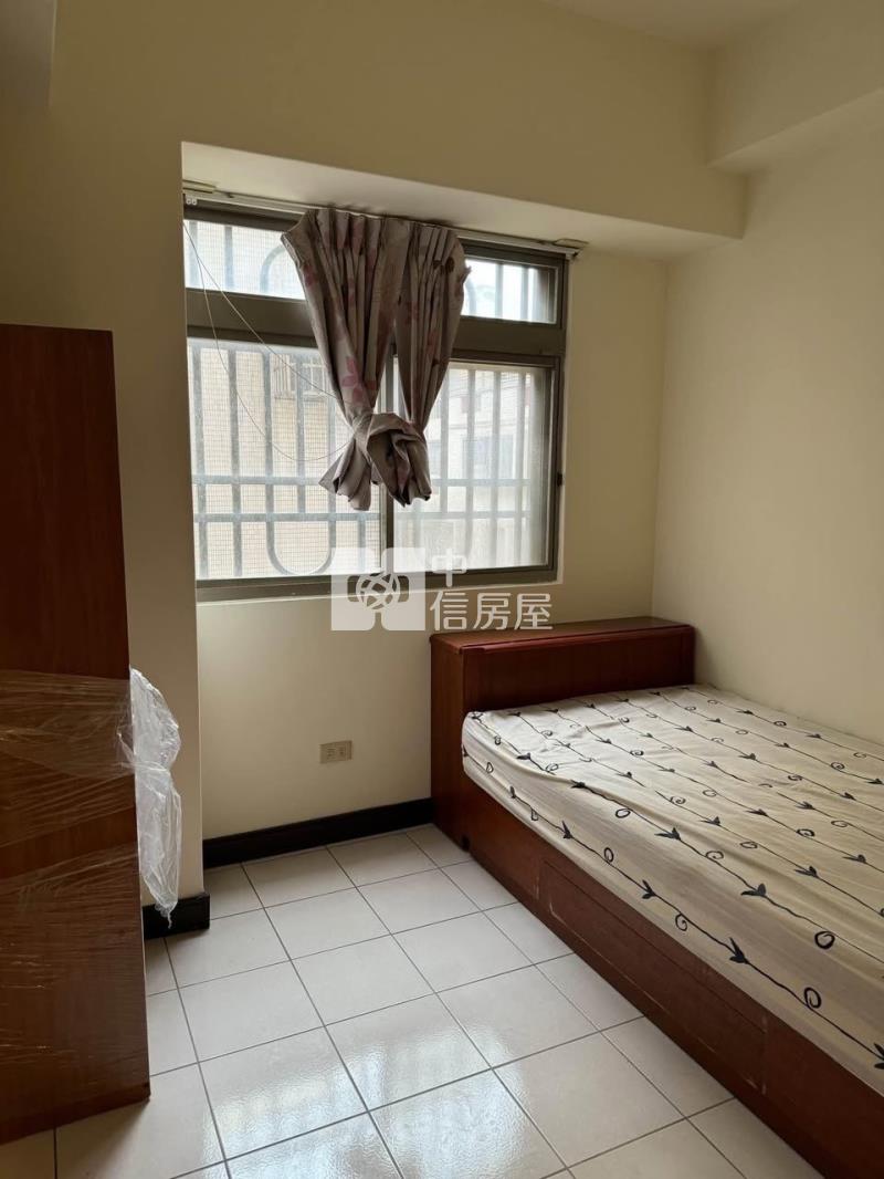 順天大地華城文華樓電梯朝南大三房房屋室內格局與周邊環境