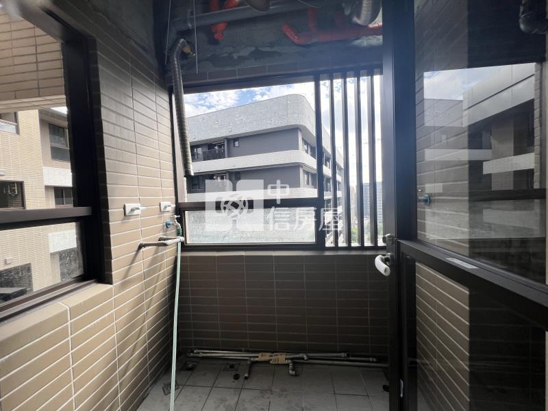 【安家】專任-青埔A18高鐵科技新貴豪宅2改1房屋室內格局與周邊環境