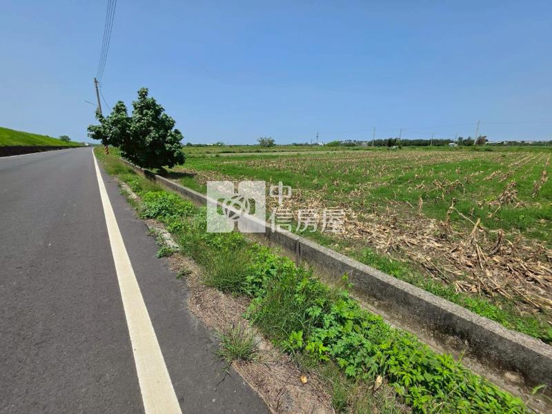 七股竹子港前後臨路10米2分7美農地房屋室內格局與周邊環境