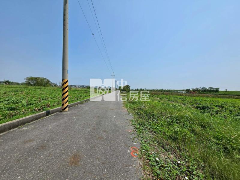 七股竹子港前後臨路10米2分7美農地房屋室內格局與周邊環境