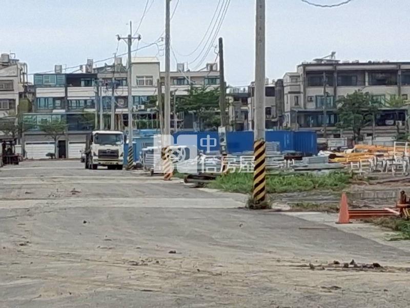 茄萣區方正養殖地(C)房屋室內格局與周邊環境