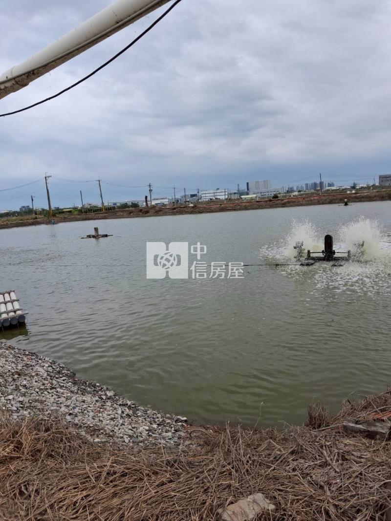 茄萣區方正養殖地(C)房屋室內格局與周邊環境