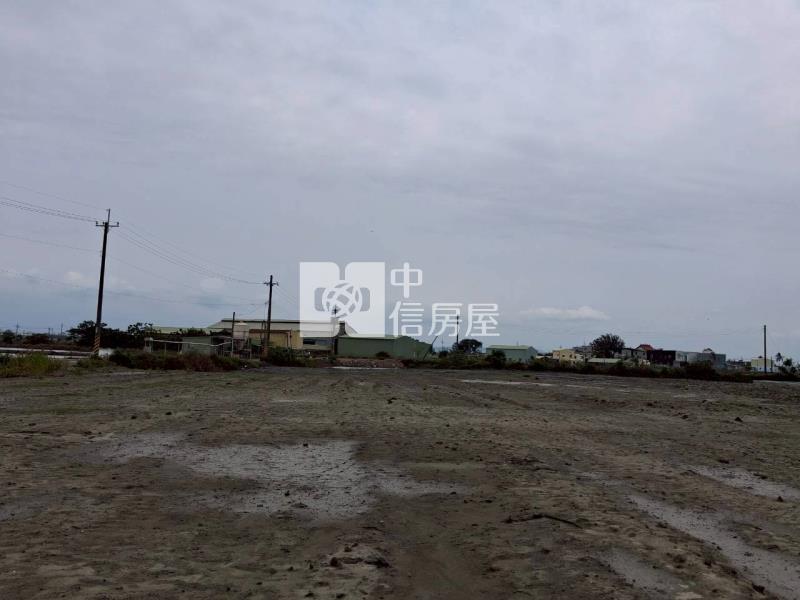 茄萣區方正養殖地(C)房屋室內格局與周邊環境