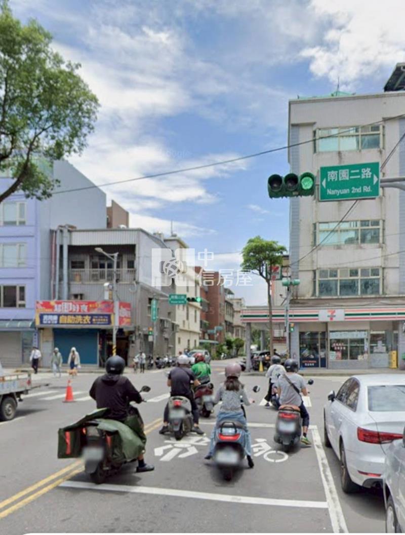 啟英整棟滿租投資透天店面房屋室內格局與周邊環境