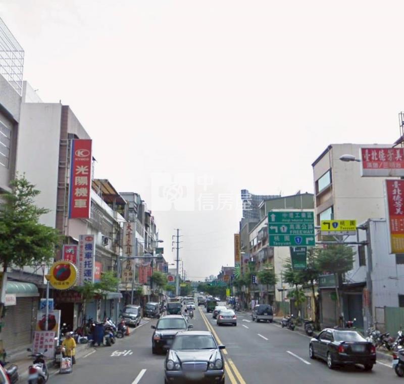 啟英整棟滿租投資透天店面房屋室內格局與周邊環境