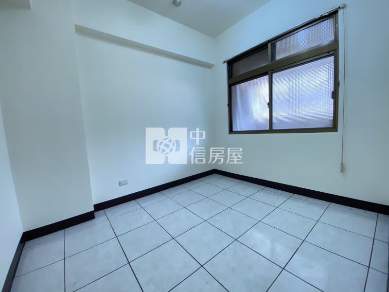 中山醫低總價入門玄關大三房美屋房屋室內格局與周邊環境