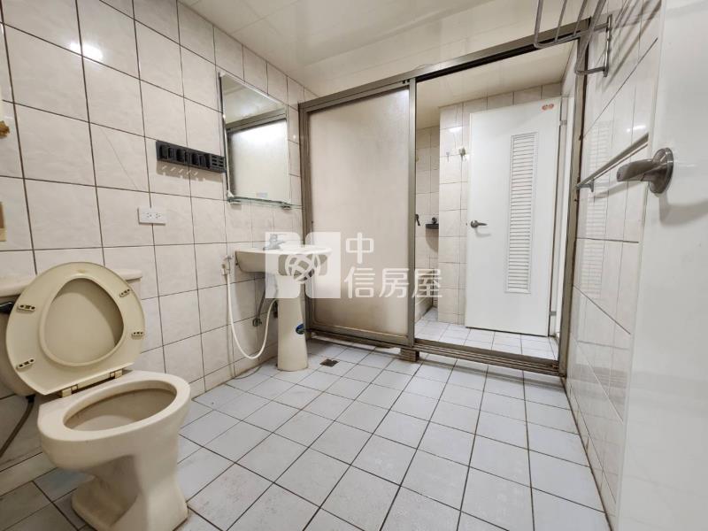 國豐三街三房車房屋室內格局與周邊環境