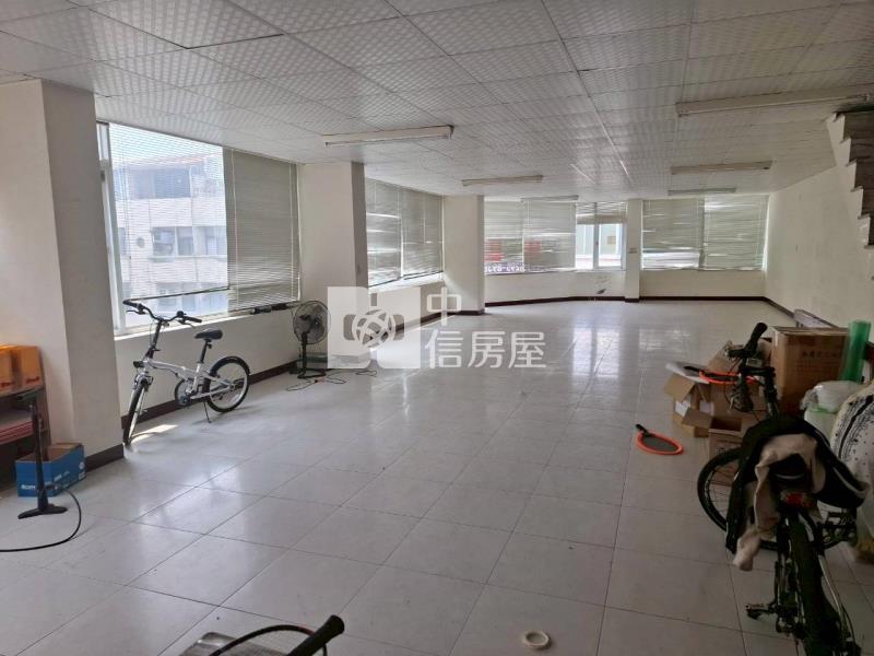 金華社區明亮角窗電梯店住房屋室內格局與周邊環境