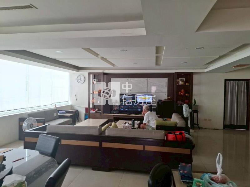 金華社區明亮角窗電梯店住房屋室內格局與周邊環境