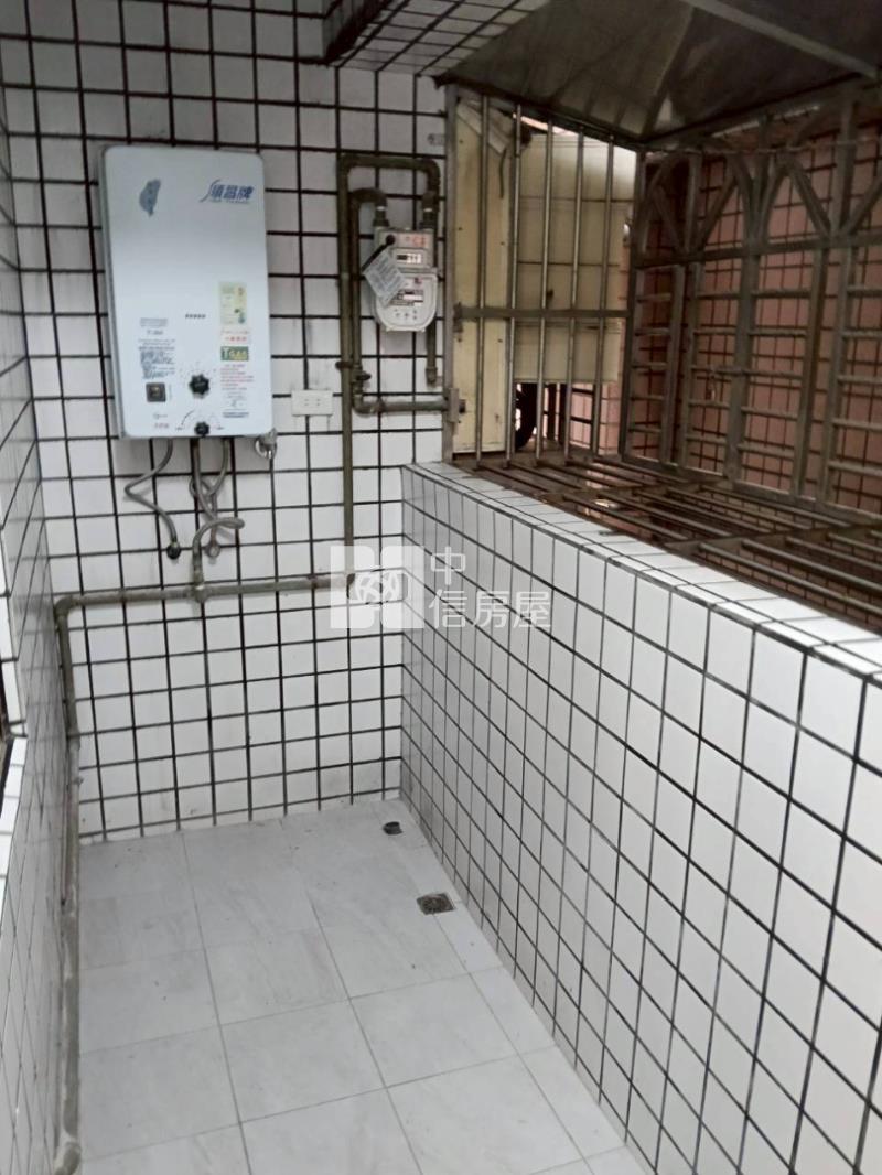 桃園中平商圈電梯美３房，近中山國小房屋室內格局與周邊環境