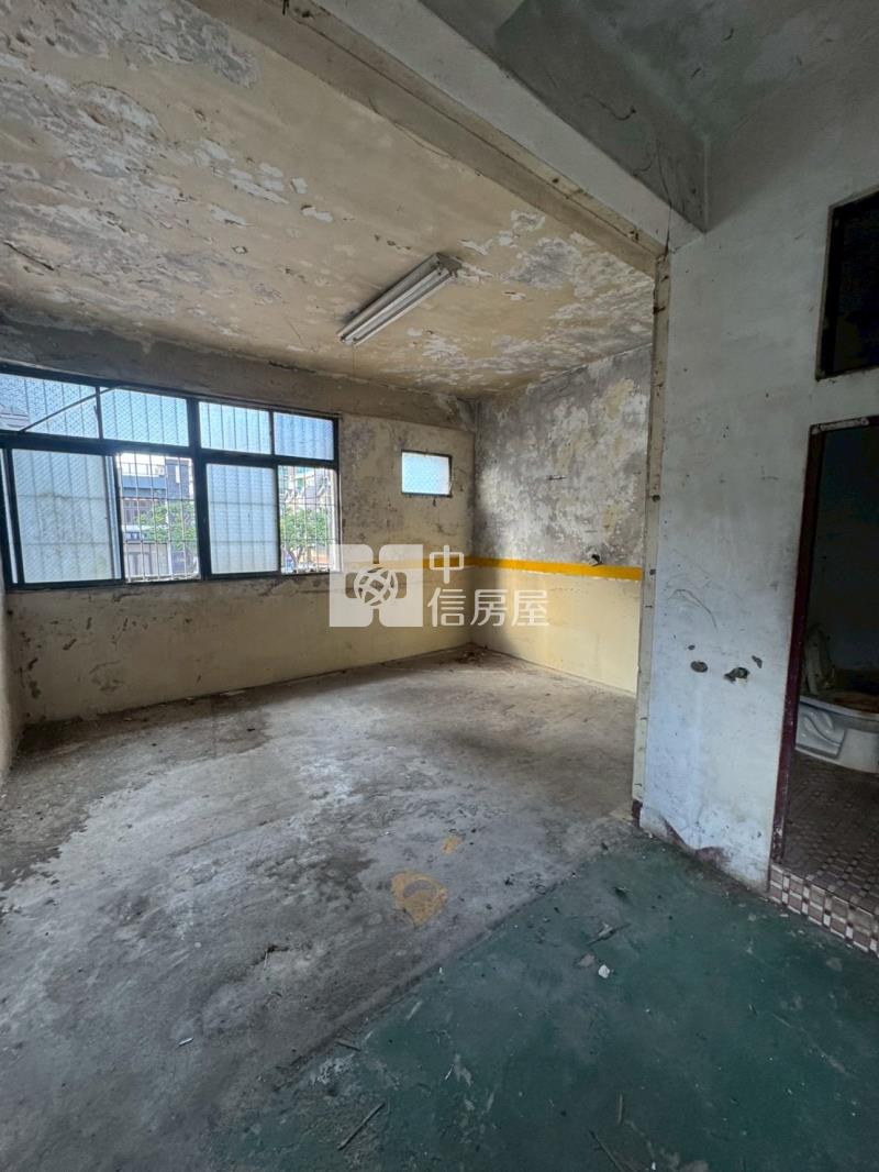 大溪員林路大面寬透店房屋室內格局與周邊環境