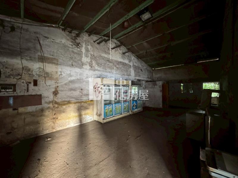 大溪員林路大面寬透店房屋室內格局與周邊環境