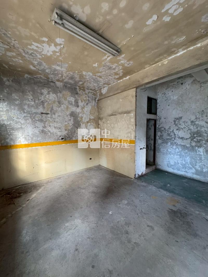 大溪員林路大面寬透店房屋室內格局與周邊環境