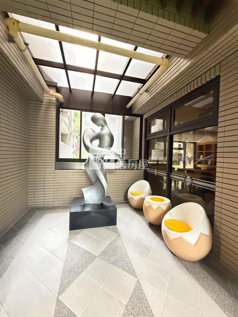 專任-平鎮大潤發 進化論 精美大2房車房屋室內格局與周邊環境