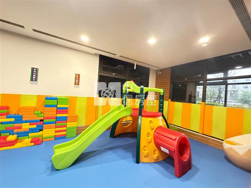 專任-平鎮大潤發 進化論 精美大2房車房屋室內格局與周邊環境