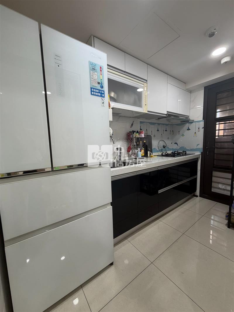 專任-平鎮大潤發 進化論 精美大2房車房屋室內格局與周邊環境