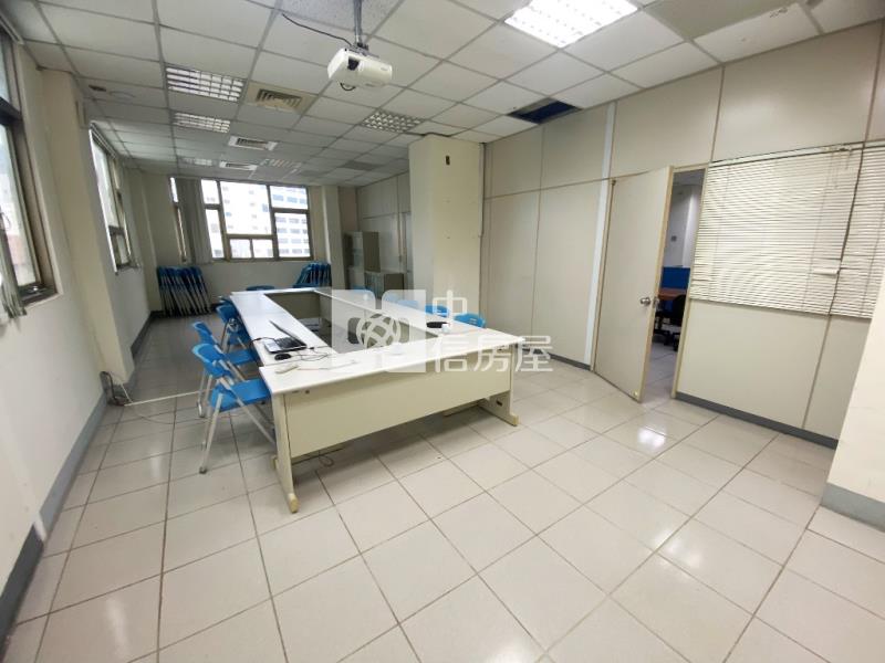 【新世紀】新竹市廠辦B房屋室內格局與周邊環境