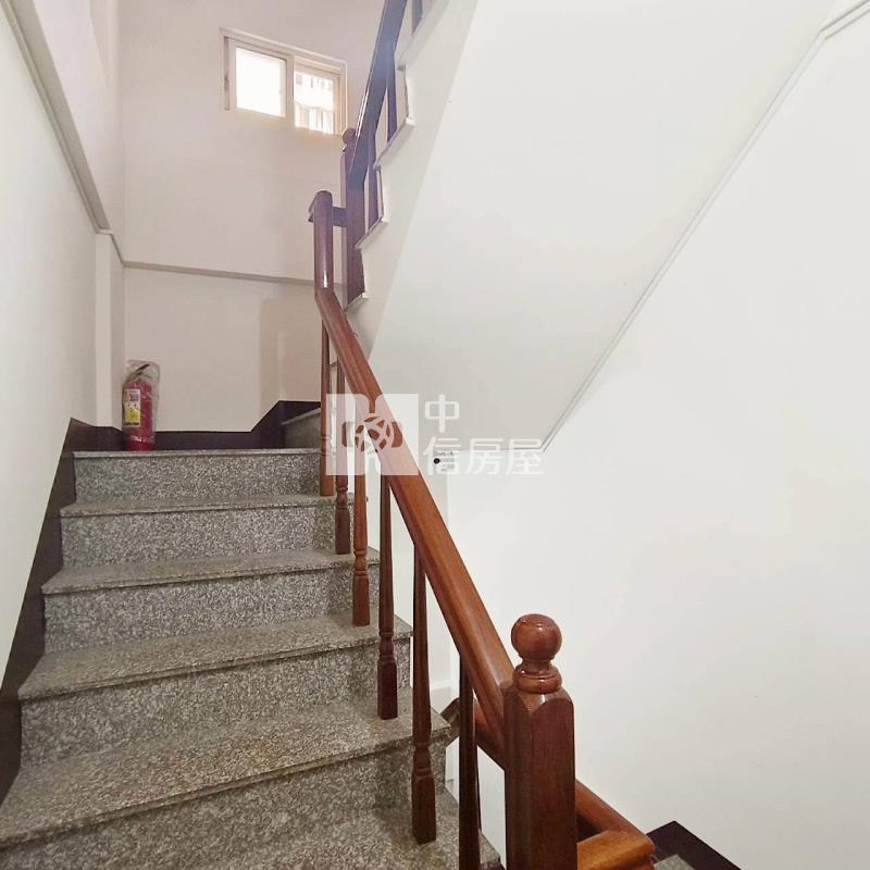 斗六崙南路八套房房屋室內格局與周邊環境