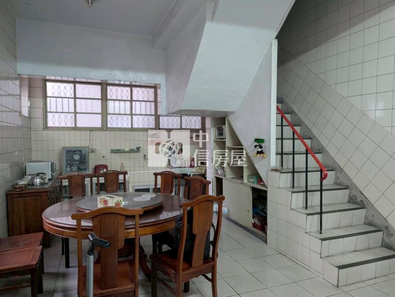 草屯市區機能透天房屋室內格局與周邊環境