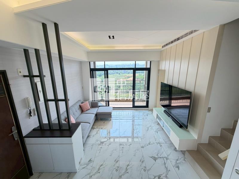 牧場+夜景樓中樓大3房房屋室內格局與周邊環境