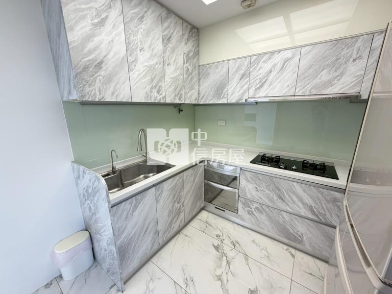 牧場+夜景樓中樓大3房房屋室內格局與周邊環境