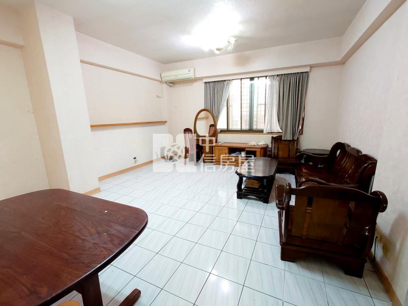 水湳市場1-3樓金店面房屋室內格局與周邊環境