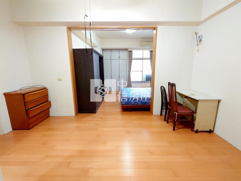 水湳市場1-3樓金店面房屋室內格局與周邊環境