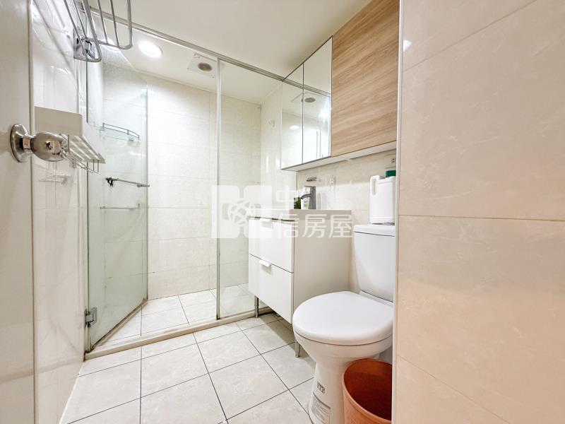 通豪芳鄰大兩房車位房屋室內格局與周邊環境