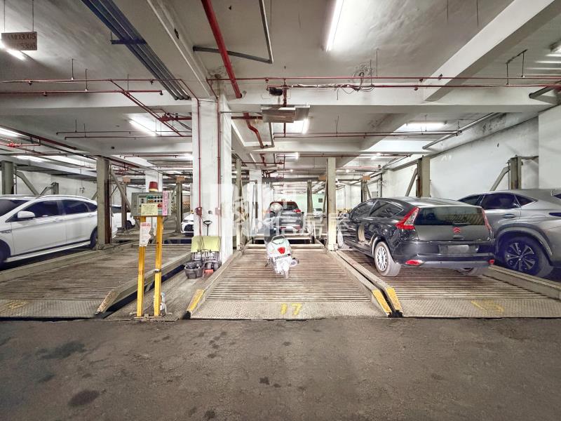 通豪芳鄰大兩房車位房屋室內格局與周邊環境