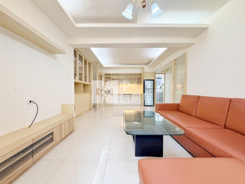 通豪芳鄰大兩房車位房屋室內格局與周邊環境