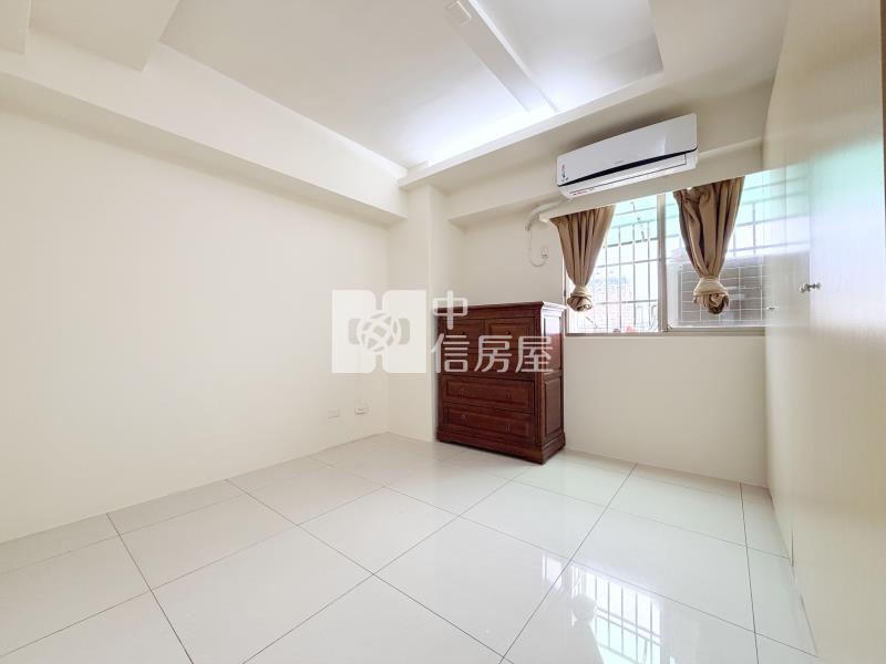 通豪芳鄰大兩房車位房屋室內格局與周邊環境