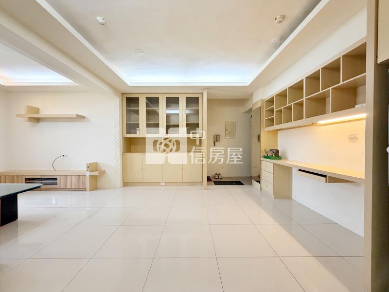 通豪芳鄰大兩房車位房屋室內格局與周邊環境