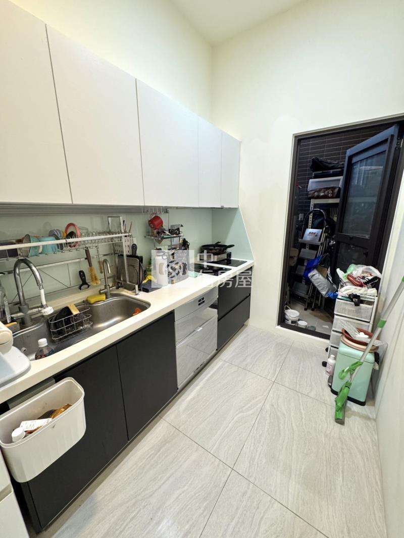 溪南國中五年屋三房大平車房屋室內格局與周邊環境