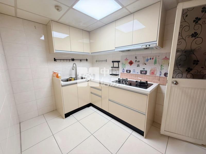 桃園(縣府清淨)三房車房屋室內格局與周邊環境