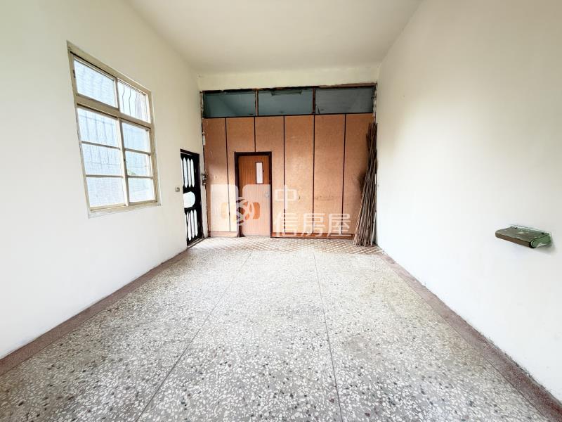 萬巒大面寬山景合法農舍*專約*房屋室內格局與周邊環境