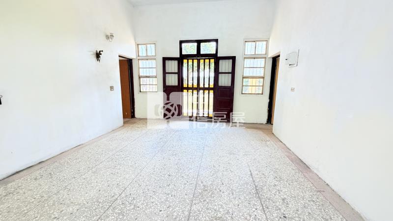 萬巒大面寬山景合法農舍*專約*房屋室內格局與周邊環境