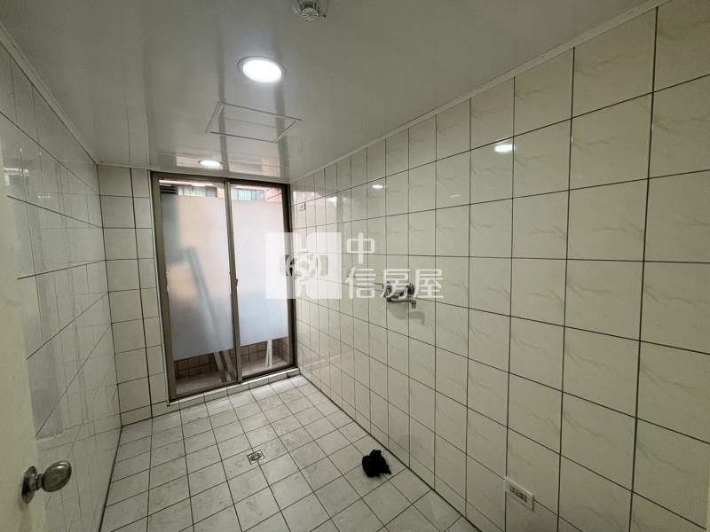 內壢後站黃昏市場美兩房房屋室內格局與周邊環境