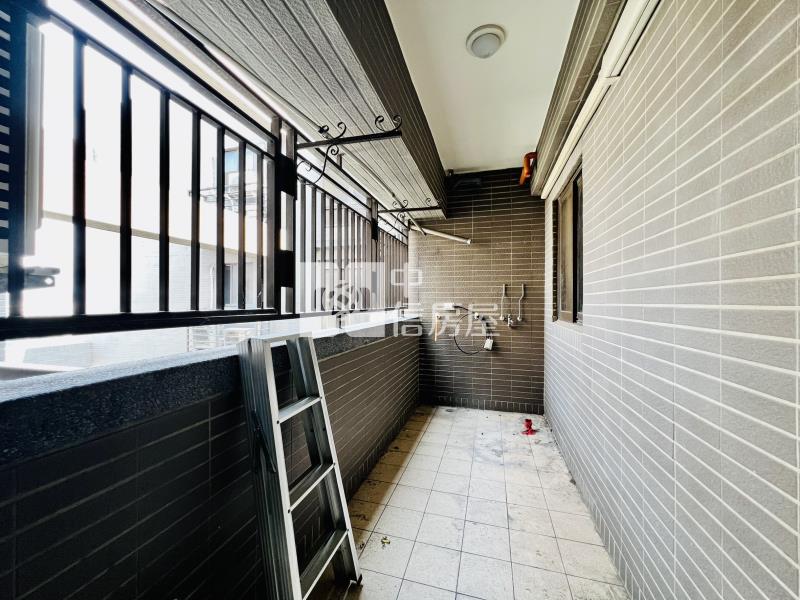 竹南中港景觀平車三房房屋室內格局與周邊環境