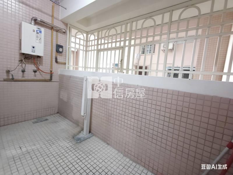 楊梅埔心電梯3+1房車房屋室內格局與周邊環境