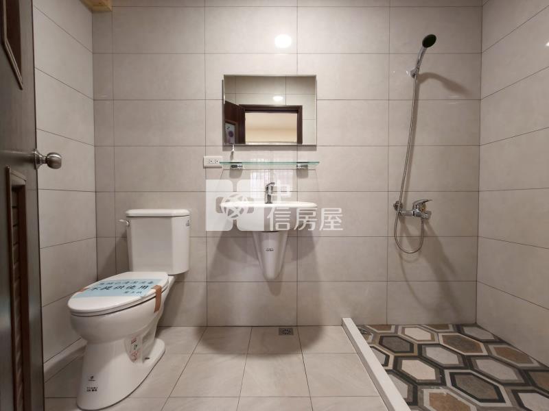 內壢火車站家樂福二樓美寓房屋室內格局與周邊環境