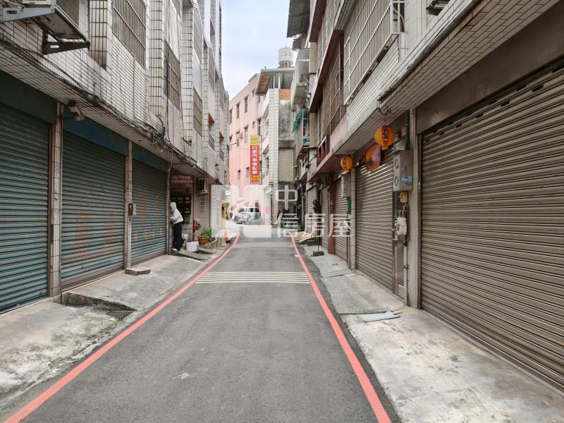 內壢火車站家樂福二樓美寓房屋室內格局與周邊環境