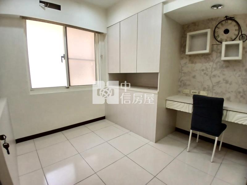 龍安核心/縣府清境/三房車位房屋室內格局與周邊環境