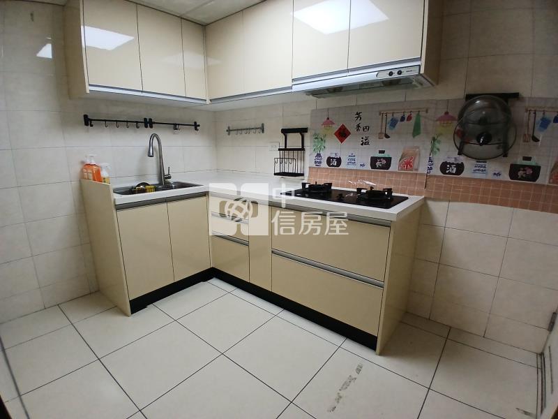 龍安核心/縣府清境/三房車位房屋室內格局與周邊環境