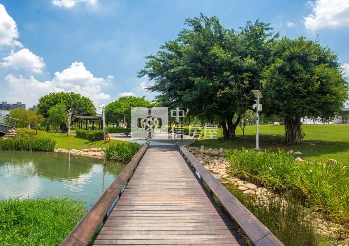 中路璟都柏悅大兩房車｜交流道房屋室內格局與周邊環境