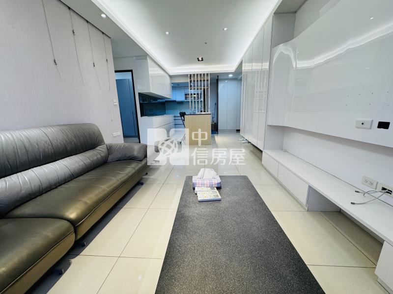 中路璟都柏悅大兩房車｜交流道房屋室內格局與周邊環境