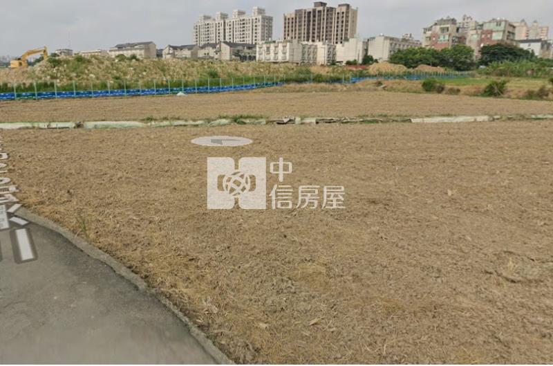 山仔頂重劃區旁都計內田房屋室內格局與周邊環境