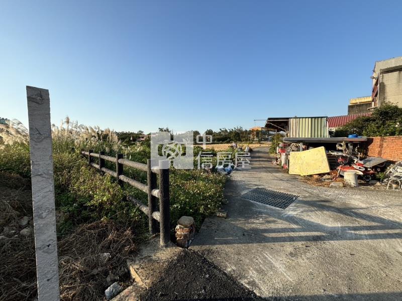 山仔頂重劃區旁都計內田房屋室內格局與周邊環境